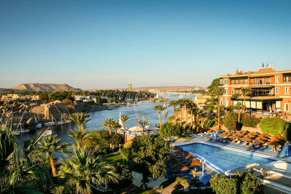 تذاكر طيران الى اسوان من مطار القاهرة
