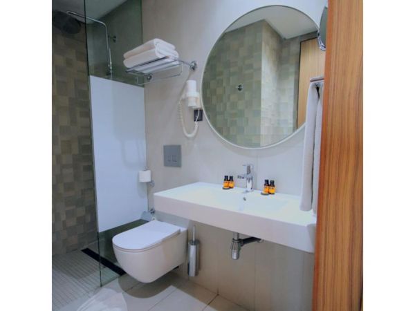 New Hotel Piscine Wellness & Spa