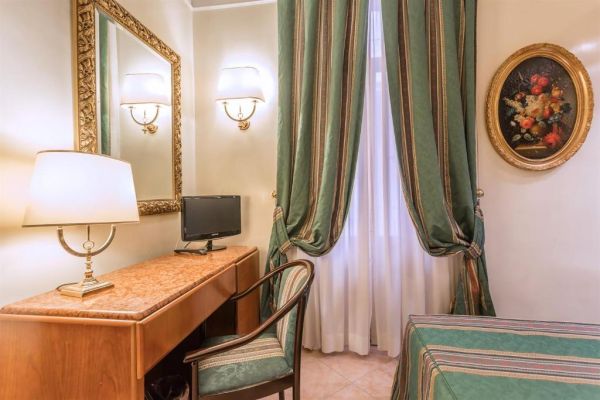 Raeli Hotel Archimede