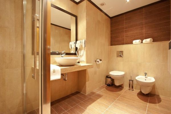 Best Western Plus Bristol Hotel