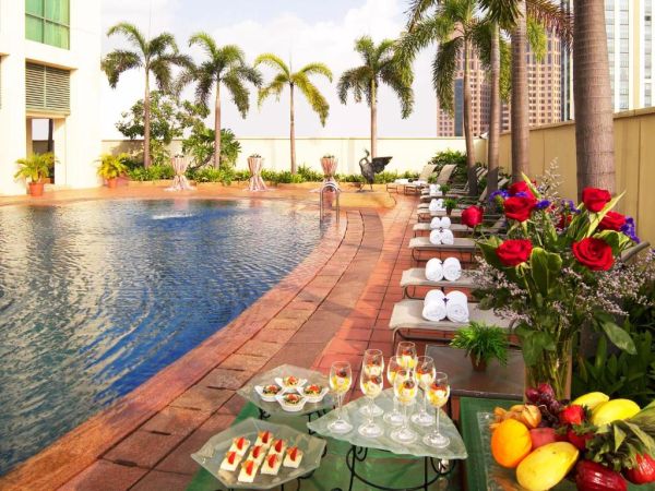 Grand Copthorne waterfront