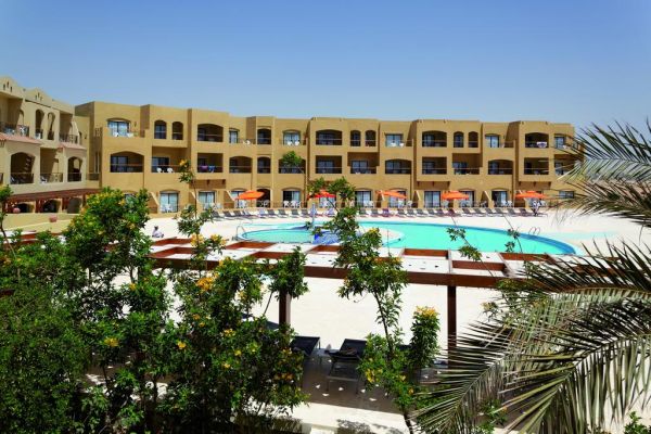 ذا ثرى كورنرز فيروز بلازا بيتش