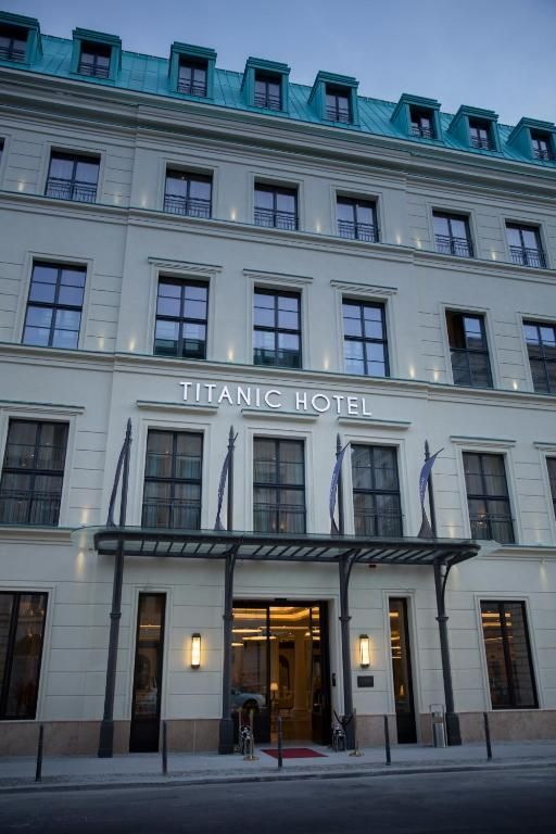 تيتانيك جيندار مين ماركت