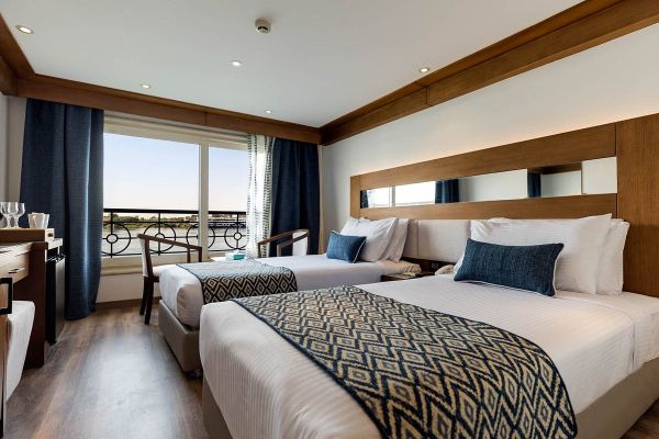 SUNRISE Semiramis III